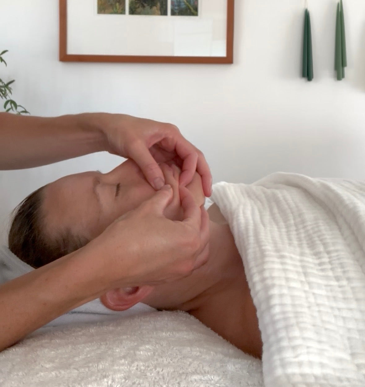 Sculptural Face Lifting Session